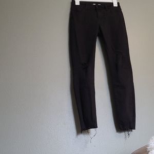 Ripped Skinny Jeans